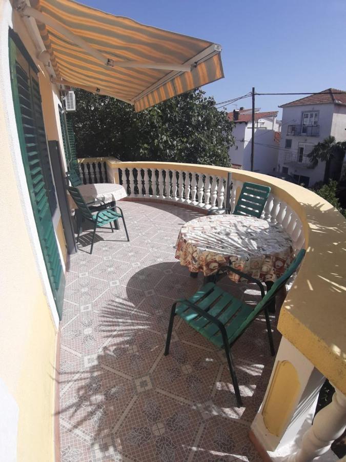 Apartmani Milka Pakoštane Buitenkant foto