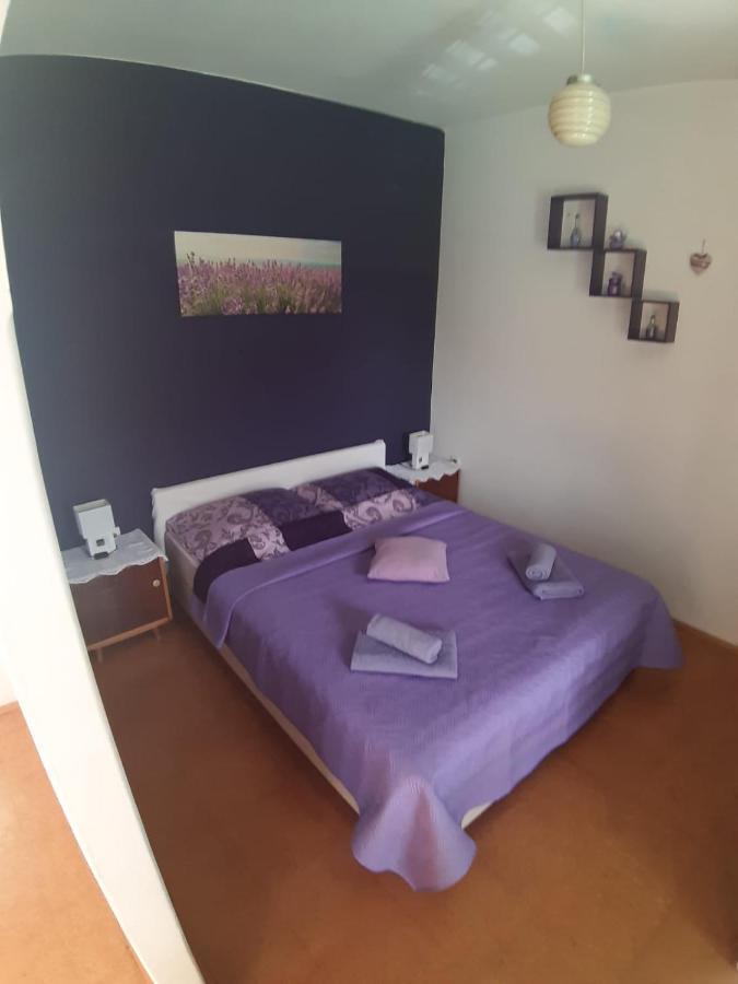 Apartmani Milka Pakoštane Buitenkant foto